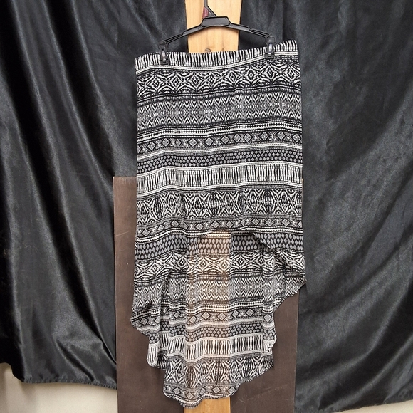 Maurices Black and White skort size women's Large - Picture 4 of 10